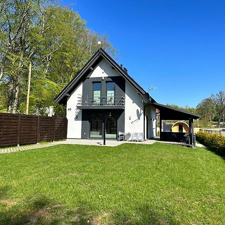 Domowy Zakatek Villa Tuchom Exterior foto