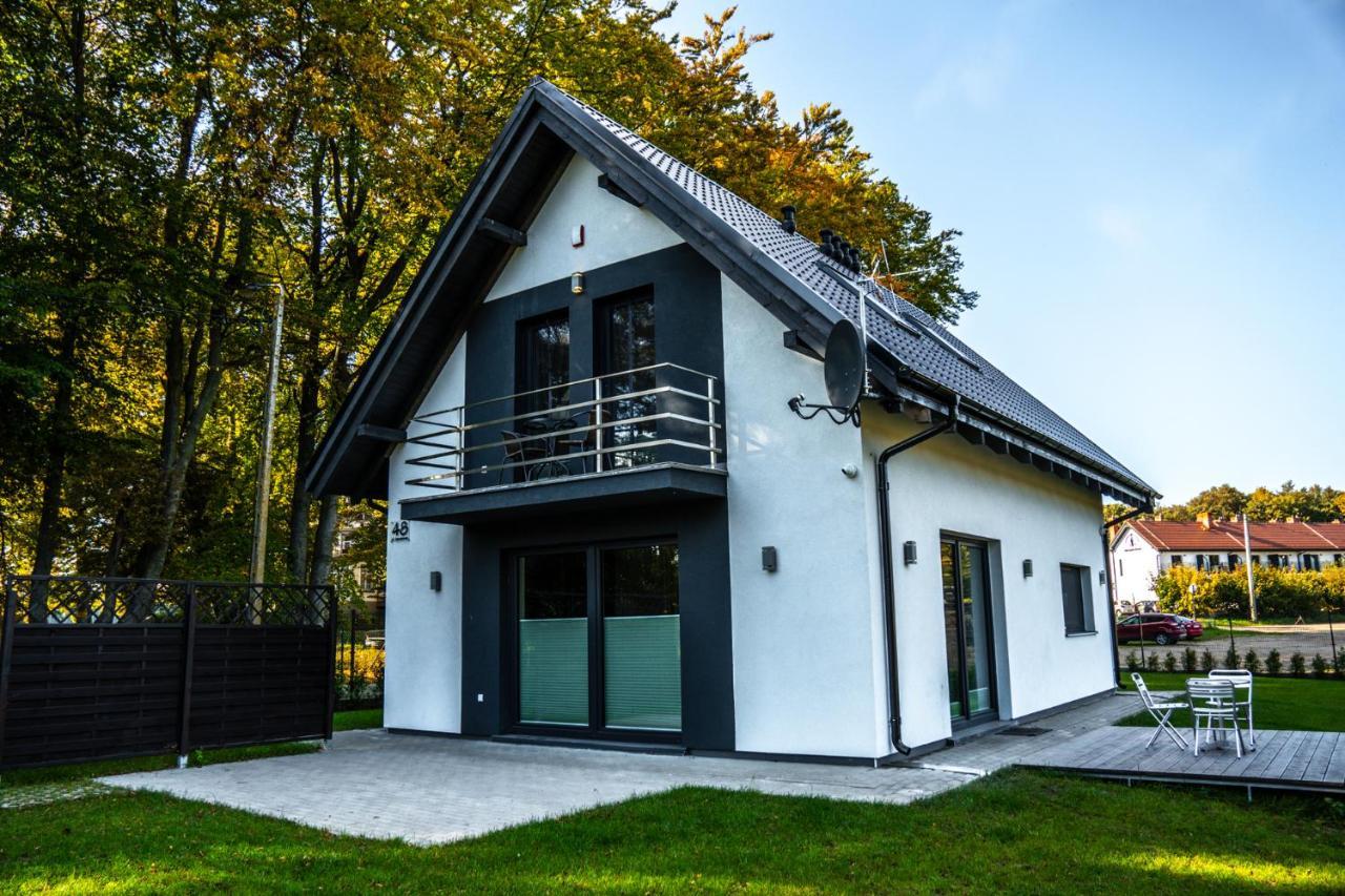 Domowy Zakatek Villa Tuchom Exterior foto